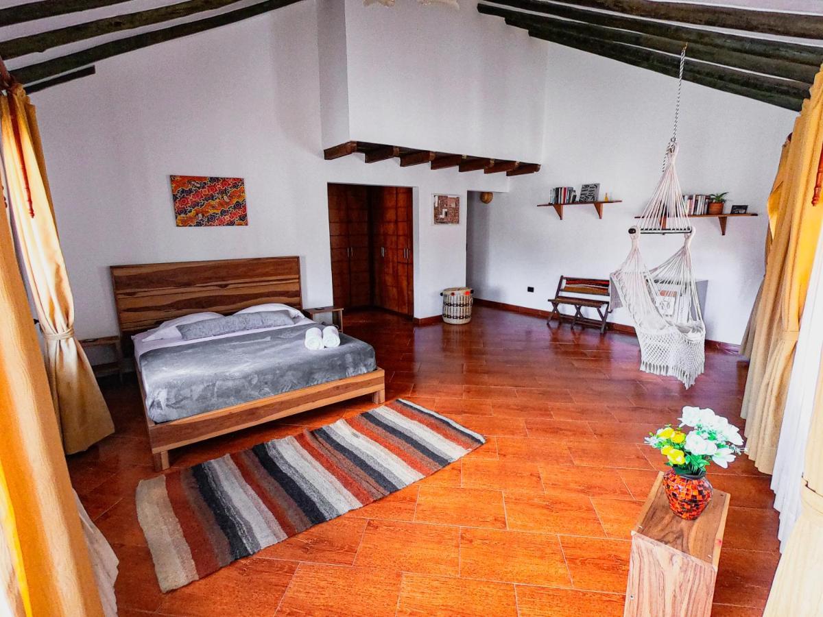 Nibiru Hostel บียาเดเลย์บา ภายนอก รูปภาพ