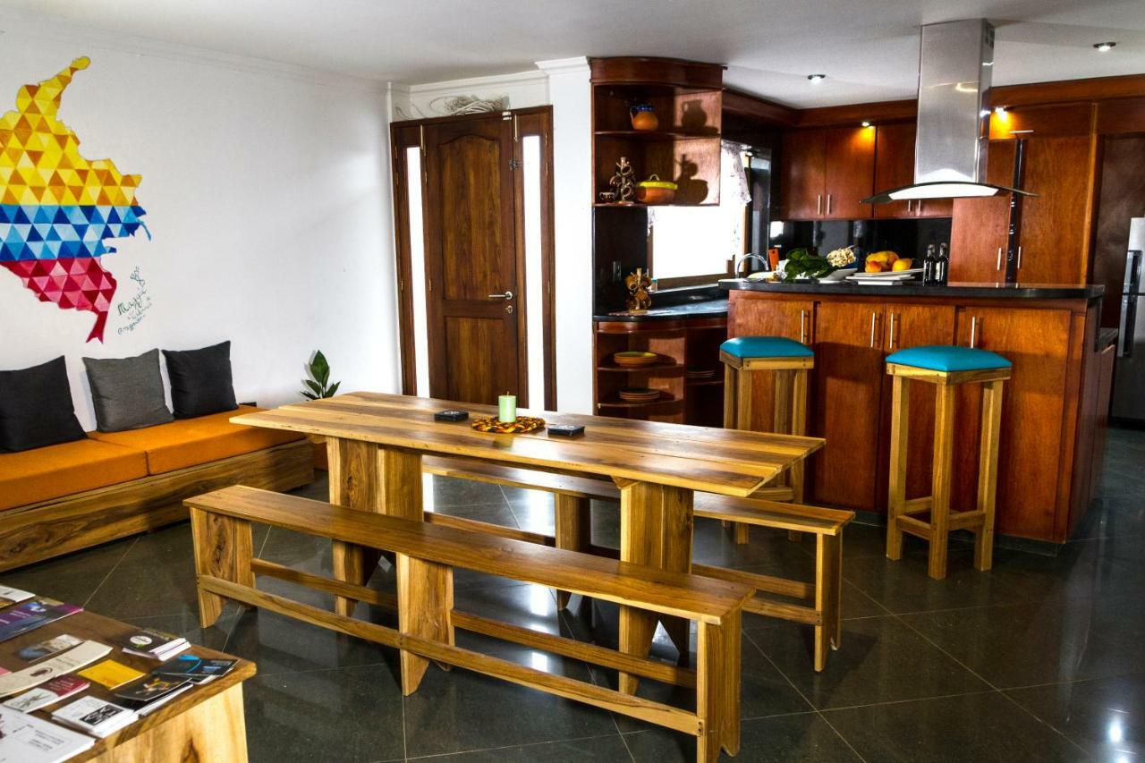 Nibiru Hostel บียาเดเลย์บา ภายนอก รูปภาพ